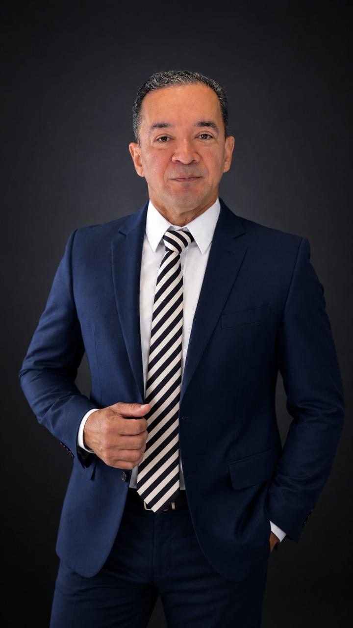 Dr. Marcelo de Souza Silva